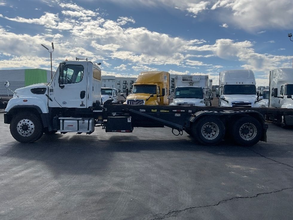 Other Truck-Light and Medium Duty Trucks-Freightliner-2019-114SD-Anaheim-CA-179,327\n\t\tmiles-$ 110,000 - Image 4