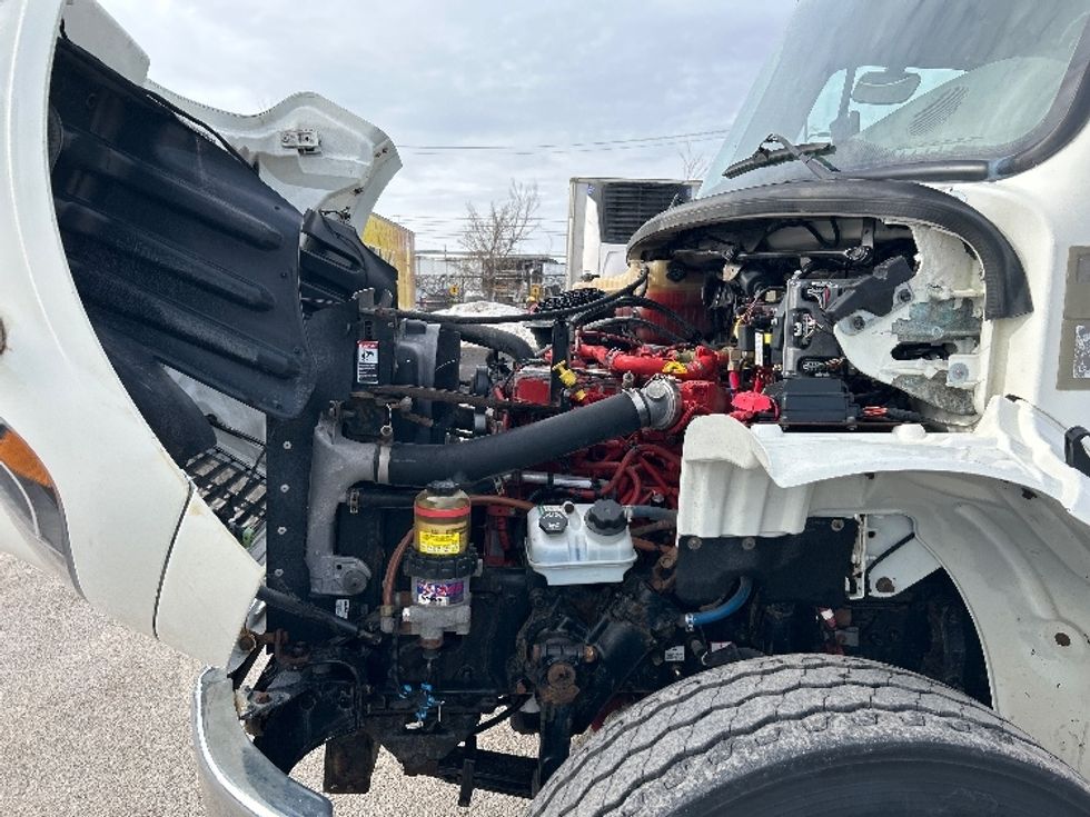 Other Truck-Light and Medium Duty Trucks-Freightliner-2019-M2-Montreal-PQ-188,359\n\t\tkm-$ 100,500 - Image 22