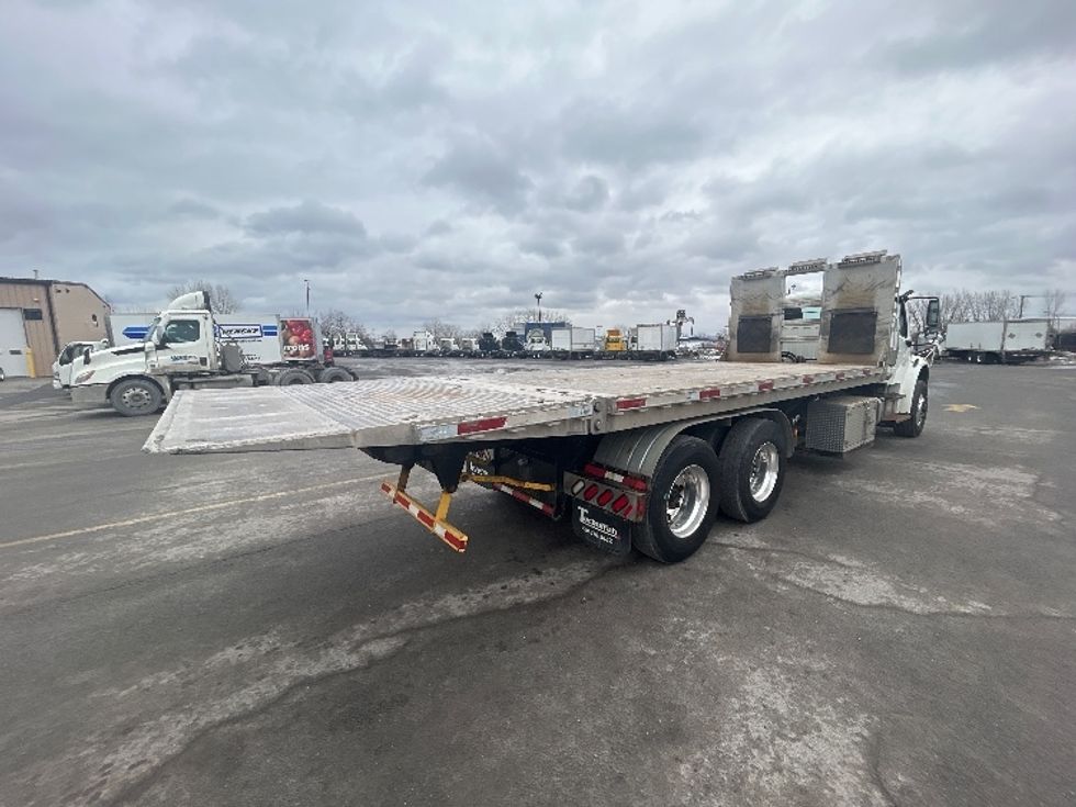 Other Truck-Light and Medium Duty Trucks-Freightliner-2019-M2-Montreal-PQ-200,479\n\t\tkm-$ 113,000 - Image 10