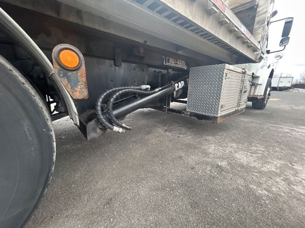 Other Truck-Light and Medium Duty Trucks-Freightliner-2019-M2-Montreal-PQ-200,479\n\t\tkm-$ 113,000 - Image 11