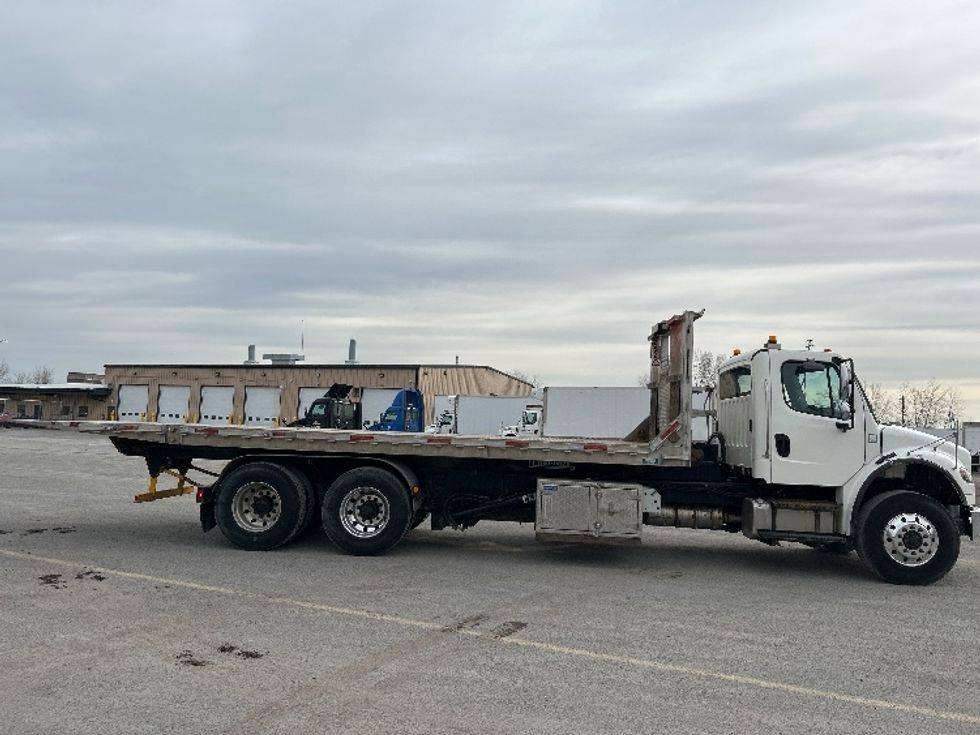 Other Truck-Light and Medium Duty Trucks-Freightliner-2019-M2-Montreal-PQ-201,398\n\t\tkm-$ 102,500 - Image 12