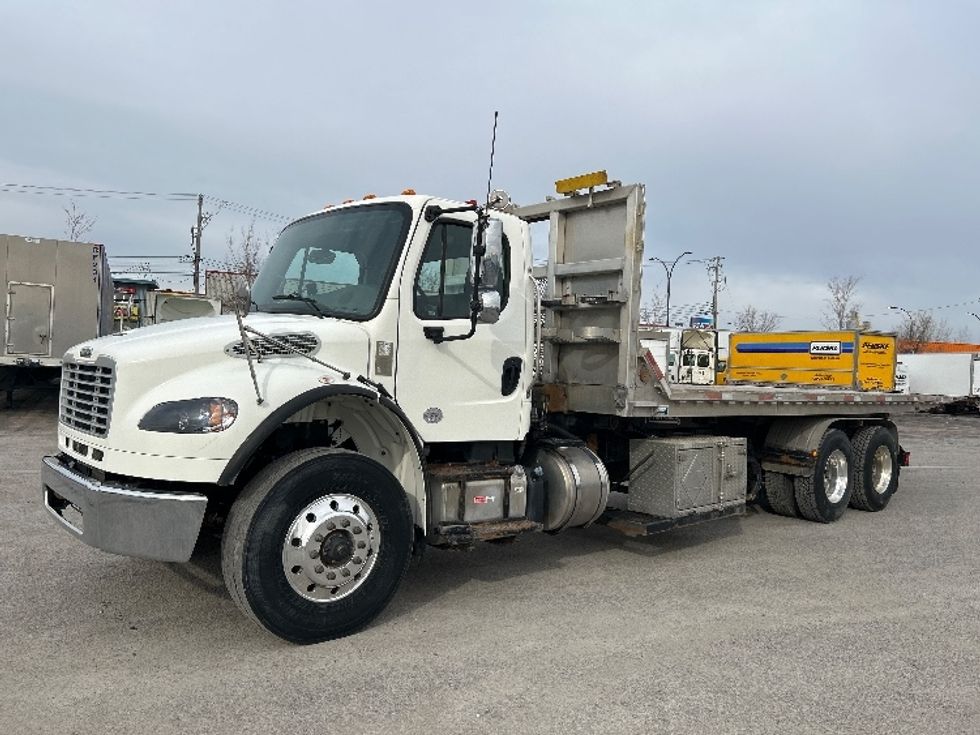 Other Truck-Light and Medium Duty Trucks-Freightliner-2019-M2-Montreal-PQ-201,398\n\t\tkm-$ 102,500 - Image 3