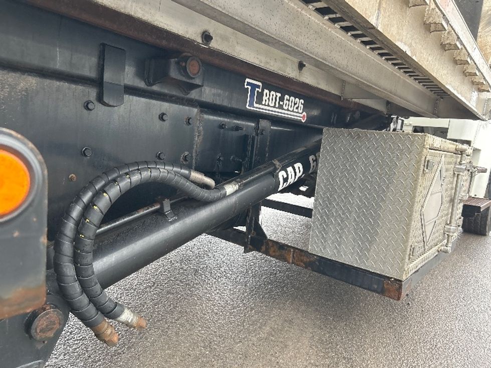 Other Truck-Light and Medium Duty Trucks-Freightliner-2019-M2-Montreal-PQ-219,979\n\t\tkm-$ 99,000 - Image 10