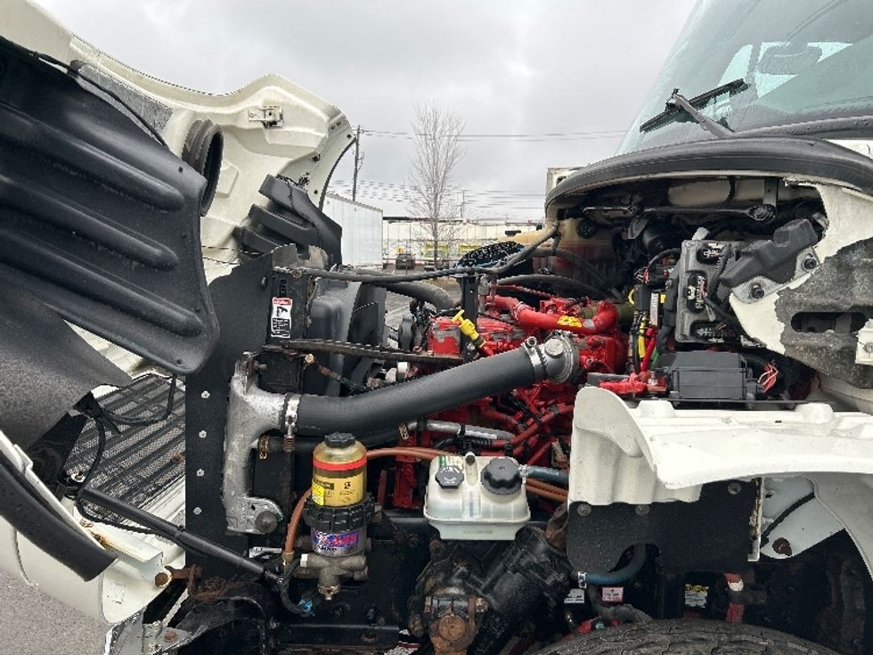 Other Truck-Light and Medium Duty Trucks-Freightliner-2019-M2-Montreal-PQ-219,979\n\t\tkm-$ 99,000 - Image 20