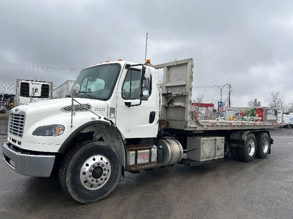 Other Truck-Light and Medium Duty Trucks-Freightliner-2019-M2-Montreal-PQ-219,979\n\t\tkm-$ 99,000 - Image 3