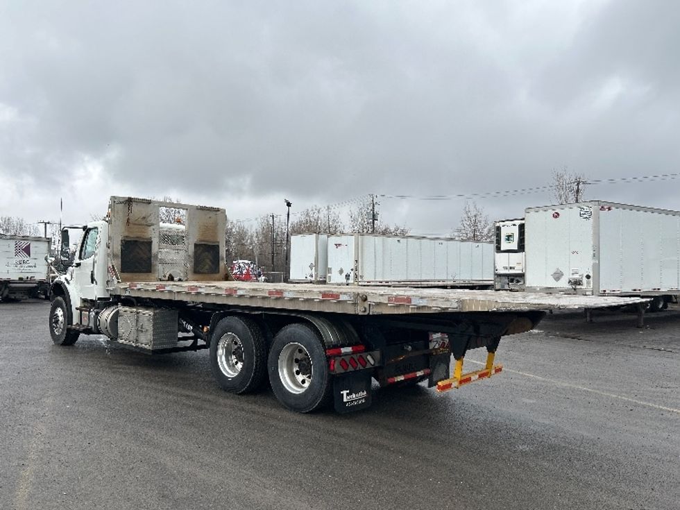 Other Truck-Light and Medium Duty Trucks-Freightliner-2019-M2-Montreal-PQ-219,979\n\t\tkm-$ 99,000 - Image 6