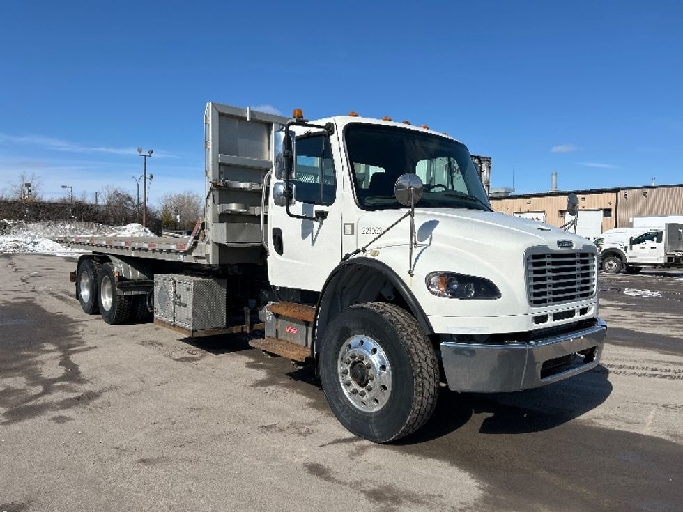 Other Truck-Light and Medium Duty Trucks-Freightliner-2019-M2-Montreal-PQ-224,984\n\t\tkm-$ 101,250 - Image 1