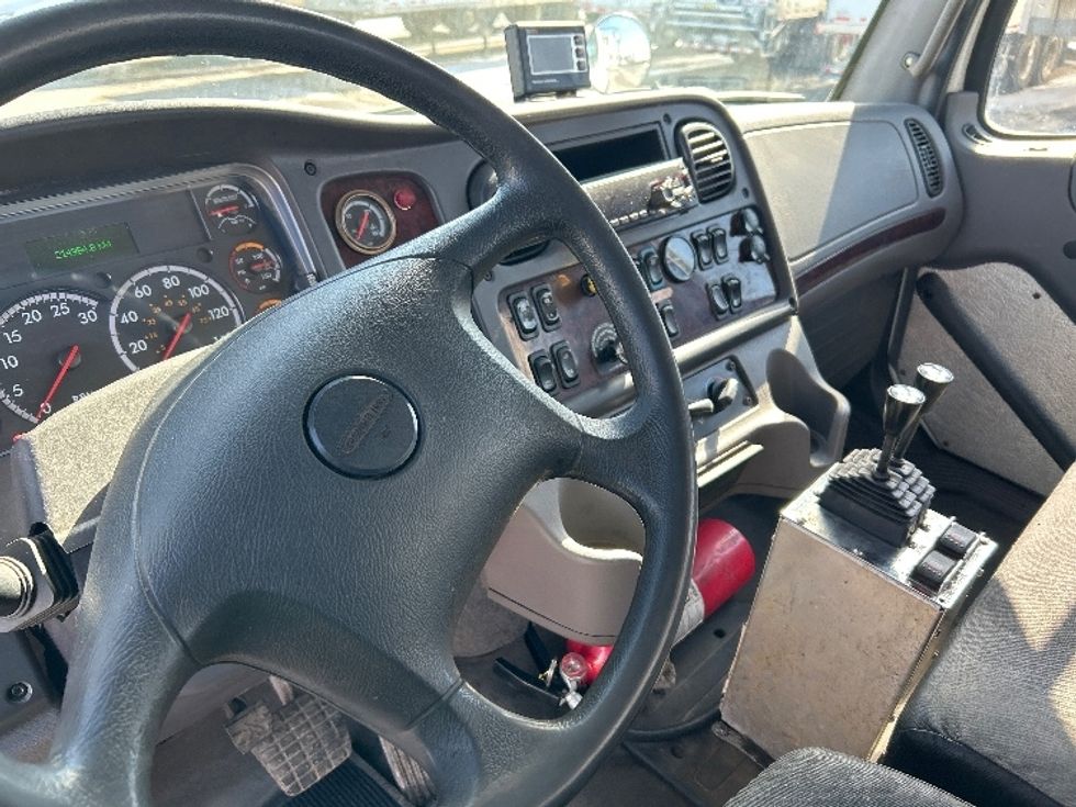 Other Truck-Light and Medium Duty Trucks-Freightliner-2019-M2-Montreal-PQ-224,984\n\t\tkm-$ 101,250 - Image 16