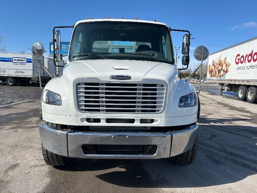 Other Truck-Light and Medium Duty Trucks-Freightliner-2019-M2-Montreal-PQ-224,984\n\t\tkm-$ 101,250 - Image 2