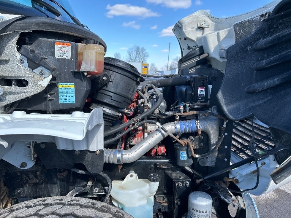 Other Truck-Light and Medium Duty Trucks-Freightliner-2019-M2-Montreal-PQ-224,984\n\t\tkm-$ 101,250 - Image 22