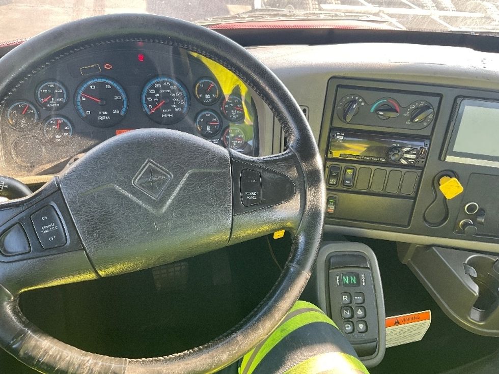 Other Truck-Light and Medium Duty Trucks-International-2016-8600-Anaheim-CA-112,206\n\t\tmiles-$ 34,000 - Image 13