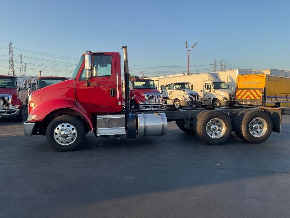 Other Truck-Light and Medium Duty Trucks-International-2016-8600-Anaheim-CA-112,206\n\t\tmiles-$ 34,000 - Image 4