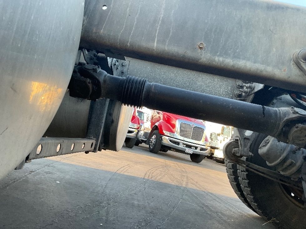 Other Truck-Light and Medium Duty Trucks-International-2016-8600-Anaheim-CA-112,206\n\t\tmiles-$ 34,000 - Image 5