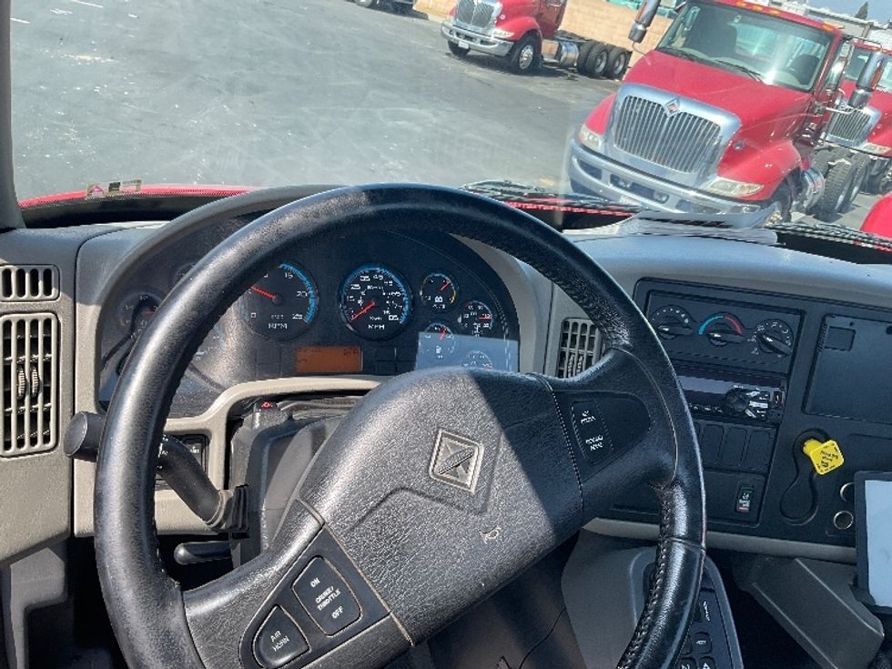 Other Truck-Light and Medium Duty Trucks-International-2016-8600-Anaheim-CA-47,508\n\t\tmiles-$ 35,500 - Image 18