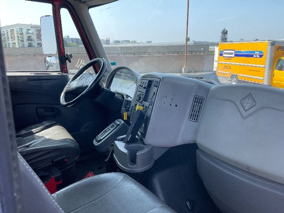 Other Truck-Light and Medium Duty Trucks-International-2016-8600-Anaheim-CA-47,508\n\t\tmiles-$ 35,500 - Image 22