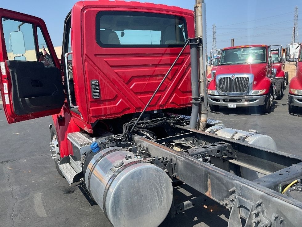 Other Truck-Light and Medium Duty Trucks-International-2016-8600-Anaheim-CA-47,508\n\t\tmiles-$ 35,500 - Image 26