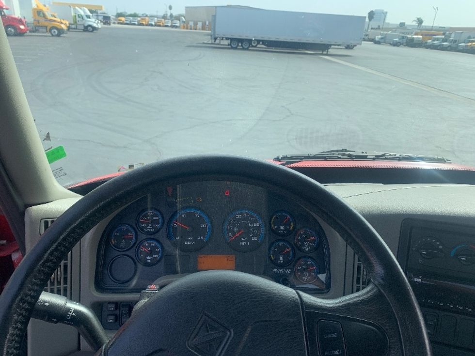 Other Truck-Light and Medium Duty Trucks-International-2016-8600-Anaheim-CA-80,930\n\t\tmiles-$ 35,000 - Image 18