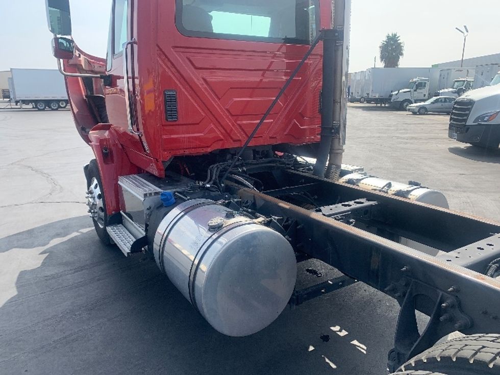 Other Truck-Light and Medium Duty Trucks-International-2016-8600-Anaheim-CA-80,930\n\t\tmiles-$ 35,000 - Image 25