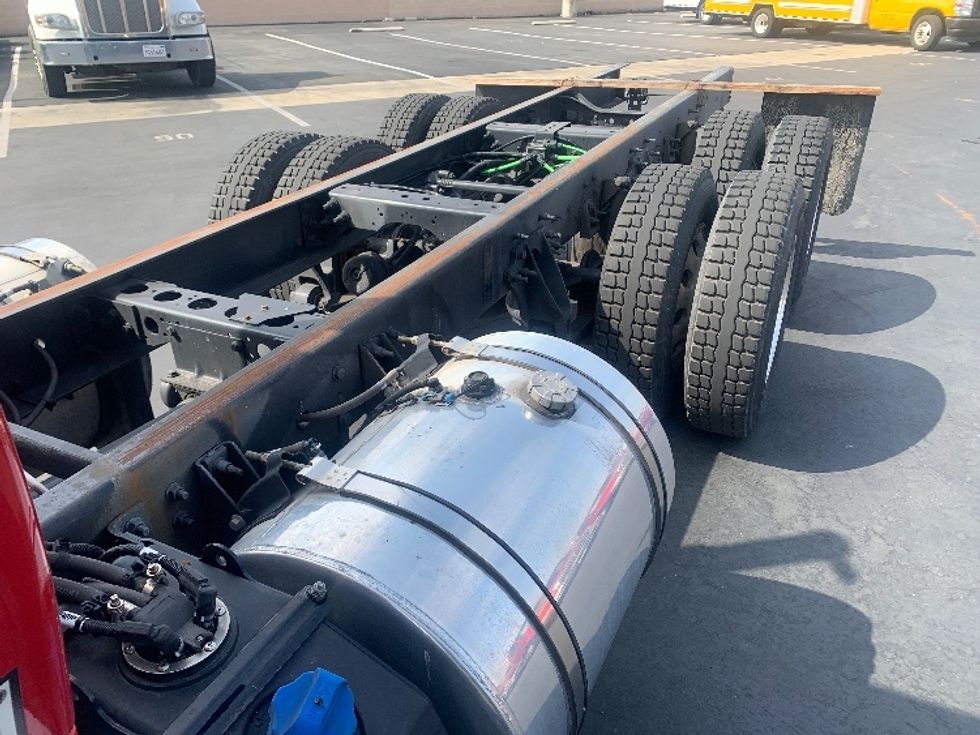 Other Truck-Light and Medium Duty Trucks-International-2016-8600-Anaheim-CA-80,930\n\t\tmiles-$ 35,000 - Image 29