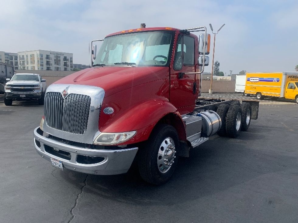 Other Truck-Light and Medium Duty Trucks-International-2016-8600-Anaheim-CA-80,930\n\t\tmiles-$ 35,000 - Image 3