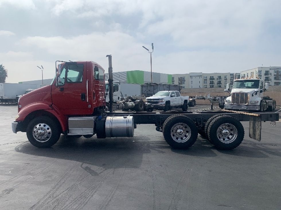 Other Truck-Light and Medium Duty Trucks-International-2016-8600-Anaheim-CA-80,930\n\t\tmiles-$ 35,000 - Image 4