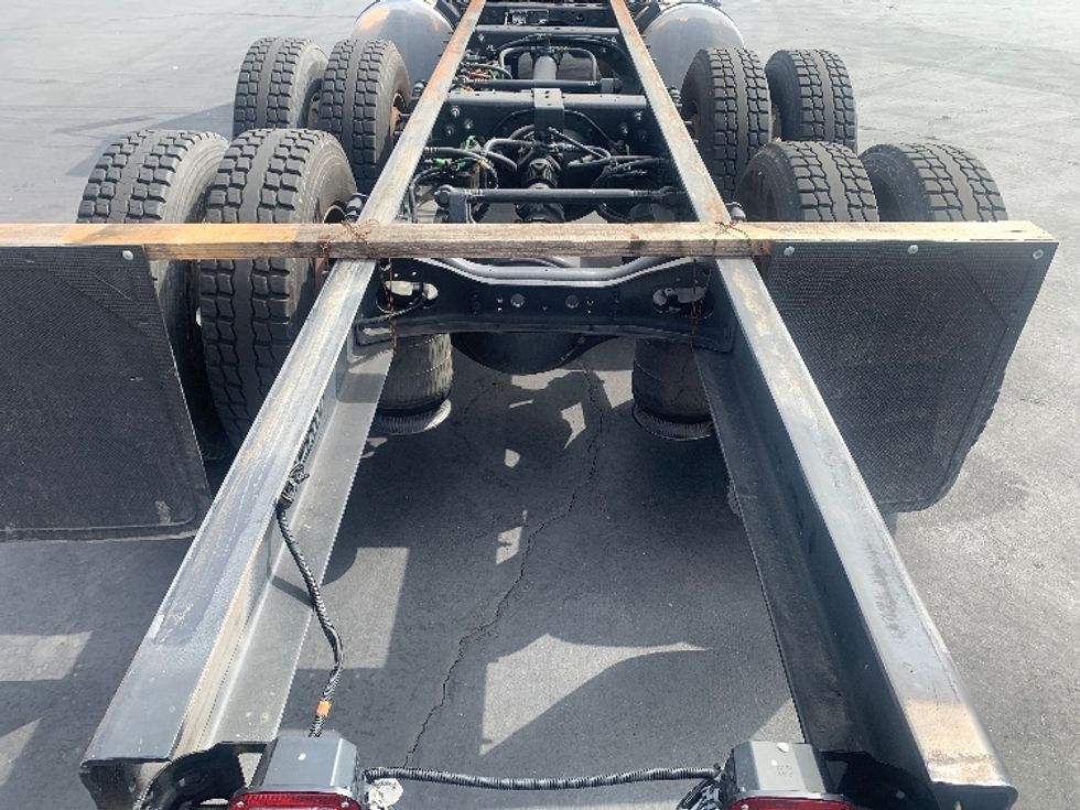 Other Truck-Light and Medium Duty Trucks-International-2016-8600-Anaheim-CA-80,930\n\t\tmiles-$ 35,000 - Image 8