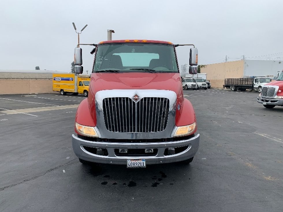 Other Truck-Light and Medium Duty Trucks-International-2016-8600-Anaheim-CA-96,258\n\t\tmiles-$ 34,500 - Image 2