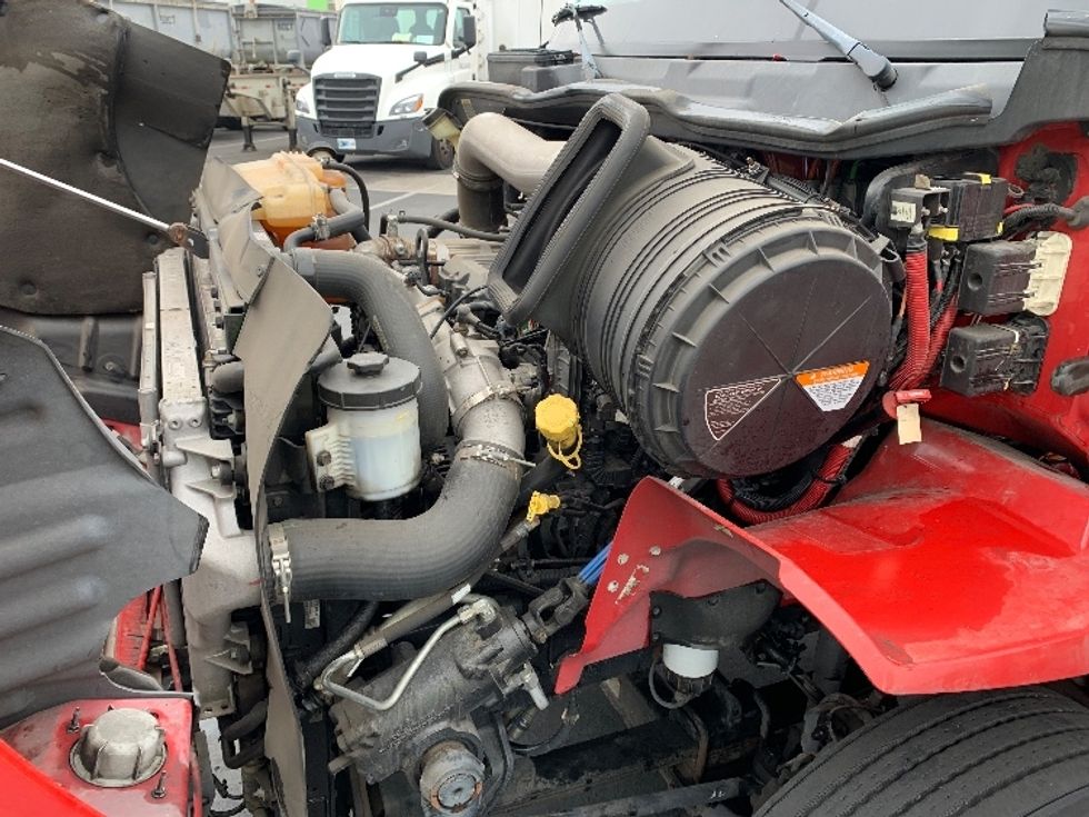 Other Truck-Light and Medium Duty Trucks-International-2016-8600-Anaheim-CA-96,258\n\t\tmiles-$ 34,500 - Image 24