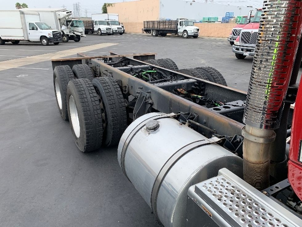 Other Truck-Light and Medium Duty Trucks-International-2016-8600-Anaheim-CA-96,258\n\t\tmiles-$ 34,500 - Image 27