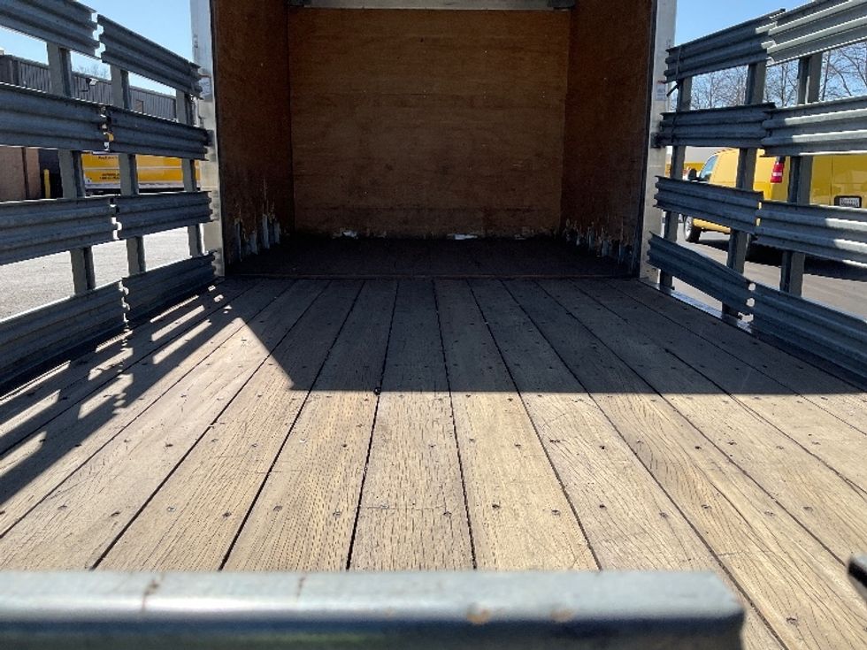 Other Truck-Light and Medium Duty Trucks-Isuzu-2021-NQR-Capitol Heights-MD-105,422\n\t\tmiles-$ 44,750 - Image 10