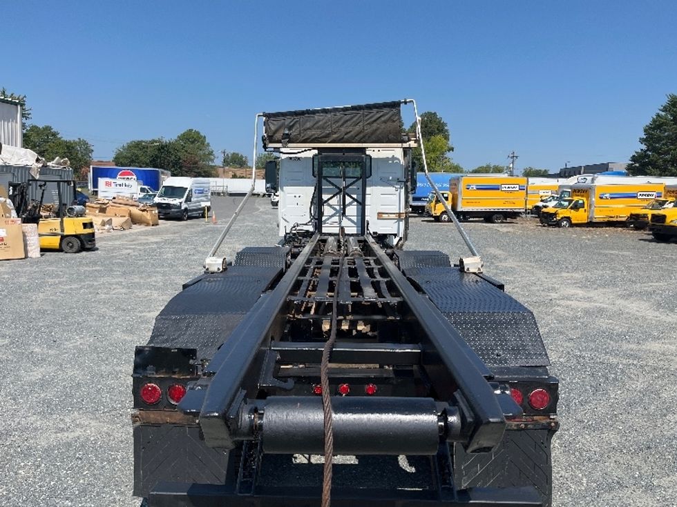 Other Truck-Light and Medium Duty Trucks-Volvo-2019-VHD64200-Concord-NC-226,741\n\t\tmiles-$ 140,000 - Image 10