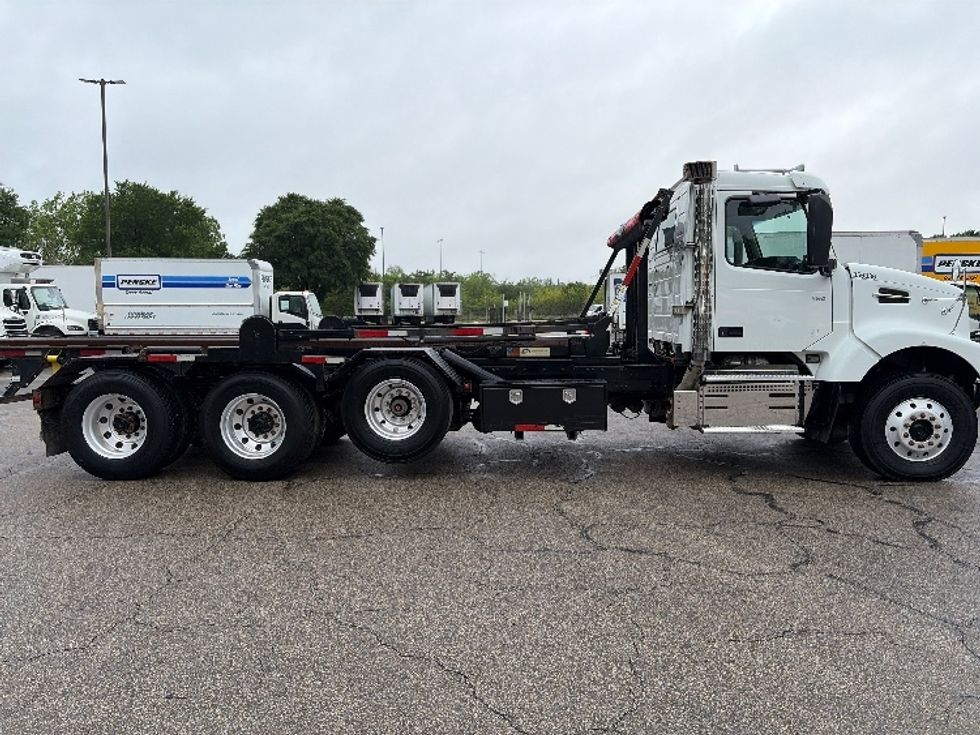 Other Truck-Light and Medium Duty Trucks-Volvo-2020-VHD64F-Dallas-TX-161,109\n\t\tmiles-$ 113,000 - Image 14
