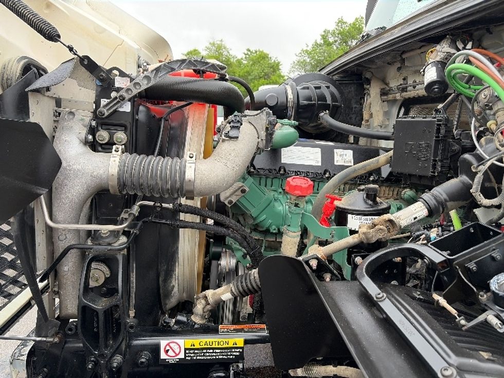 Other Truck-Light and Medium Duty Trucks-Volvo-2020-VHD64F-Dallas-TX-161,109\n\t\tmiles-$ 113,000 - Image 23