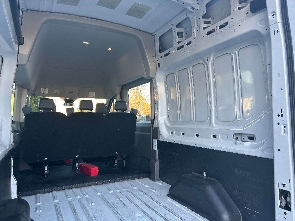 Passenger Van-Light and Medium Duty Trucks-Ford-2021-Transit 250-Chesapeake-VA-57,682\n\t\tmiles-$ 32,750 - Image 12