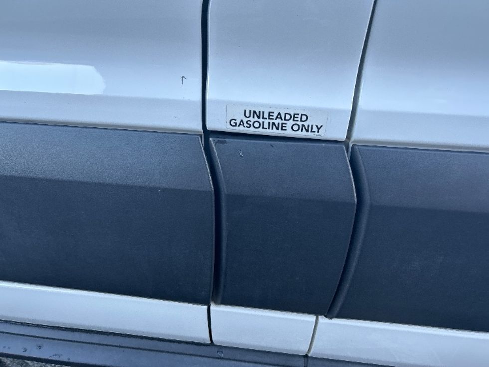 Passenger Van-Light and Medium Duty Trucks-Ford-2021-Transit 250-Chesapeake-VA-57,682\n\t\tmiles-$ 32,750 - Image 27