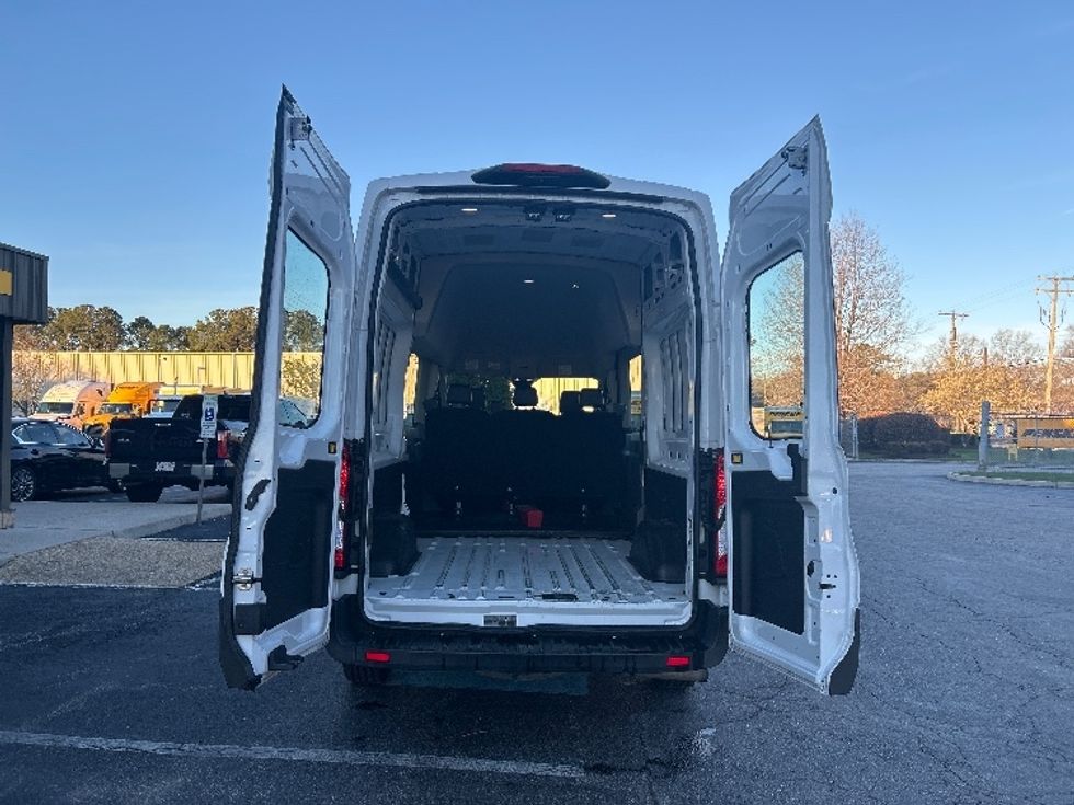 Passenger Van-Light and Medium Duty Trucks-Ford-2021-Transit 250-Chesapeake-VA-57,682\n\t\tmiles-$ 32,750 - Image 8