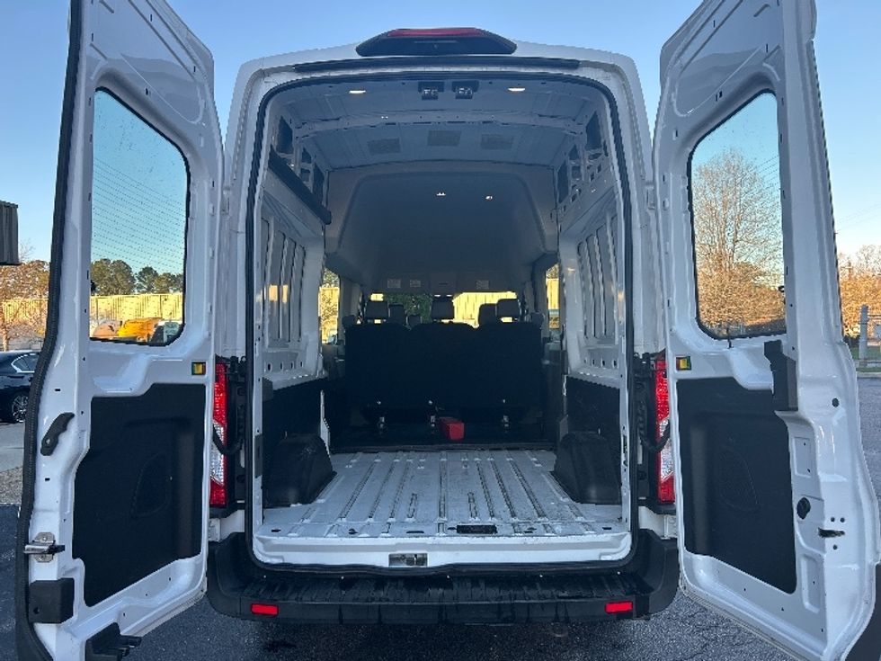 Passenger Van-Light and Medium Duty Trucks-Ford-2021-Transit 250-Chesapeake-VA-57,682\n\t\tmiles-$ 32,750 - Image 9