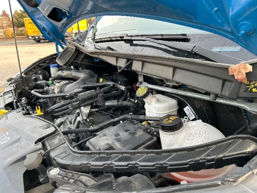 Passenger Van-Light and Medium Duty Trucks-Ford-2022-Transit 250-Prince George-VA-33,818\n\t\tmiles-$ 38,250 - Image 23