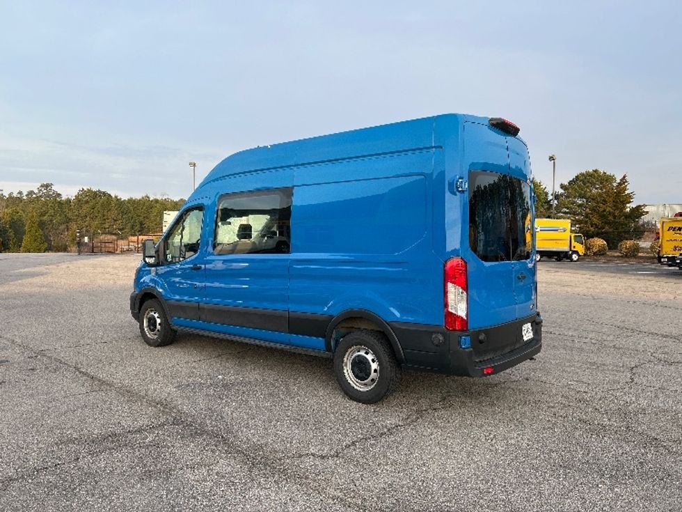 Passenger Van-Light and Medium Duty Trucks-Ford-2022-Transit 250-Prince George-VA-33,818\n\t\tmiles-$ 38,250 - Image 6