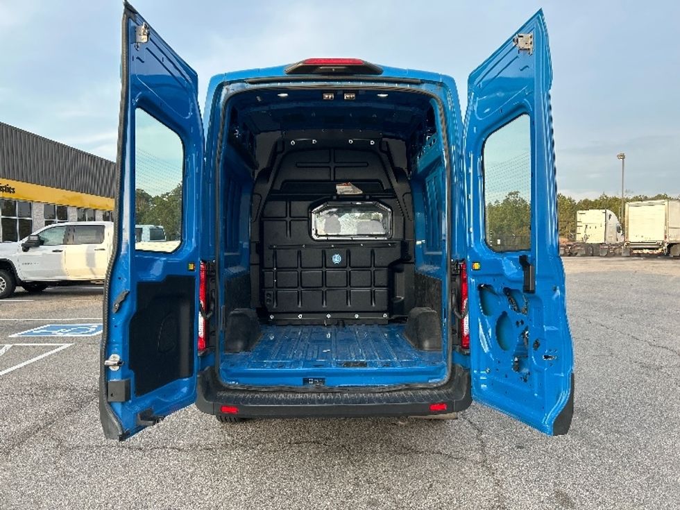 Passenger Van-Light and Medium Duty Trucks-Ford-2022-Transit 250-Prince George-VA-33,818\n\t\tmiles-$ 38,250 - Image 8