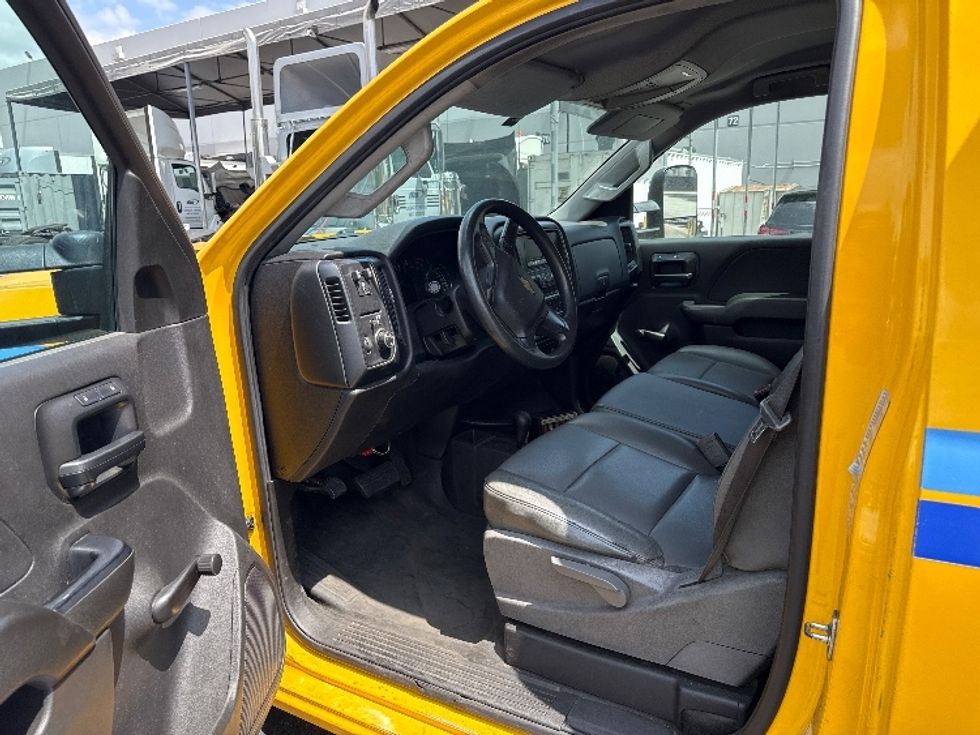 Pickup Truck-Light and Medium Duty Trucks-Chevrolet-2016-SILVERAD-City Of Industry-CA-86,232\n\t\tmiles-$ 43,605 - Image 16