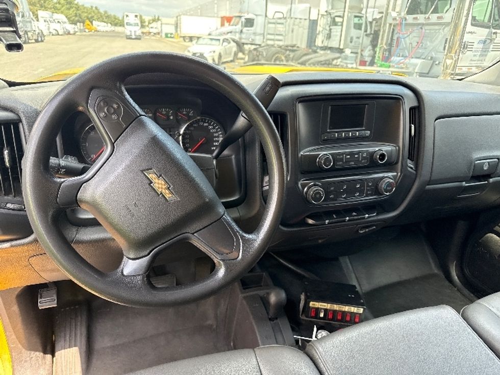 Pickup Truck-Light and Medium Duty Trucks-Chevrolet-2016-SILVERAD-City Of Industry-CA-86,232\n\t\tmiles-$ 43,605 - Image 18