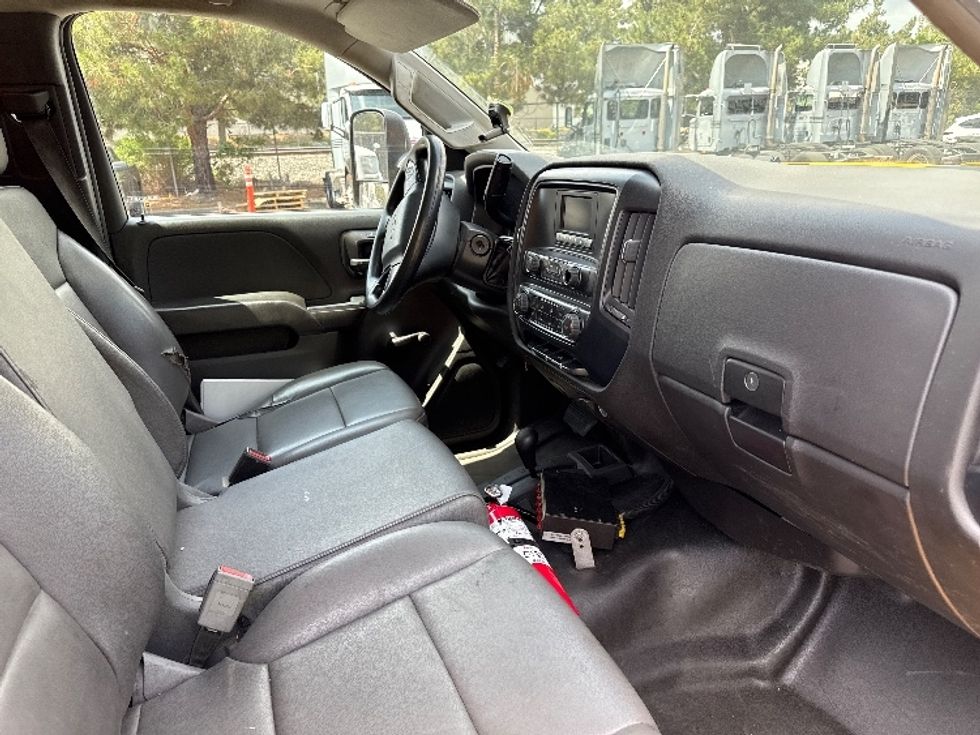 Pickup Truck-Light and Medium Duty Trucks-Chevrolet-2016-SILVERAD-City Of Industry-CA-86,232\n\t\tmiles-$ 43,605 - Image 22