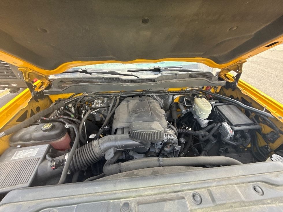 Pickup Truck-Light and Medium Duty Trucks-Chevrolet-2016-SILVERAD-City Of Industry-CA-86,232\n\t\tmiles-$ 43,605 - Image 23