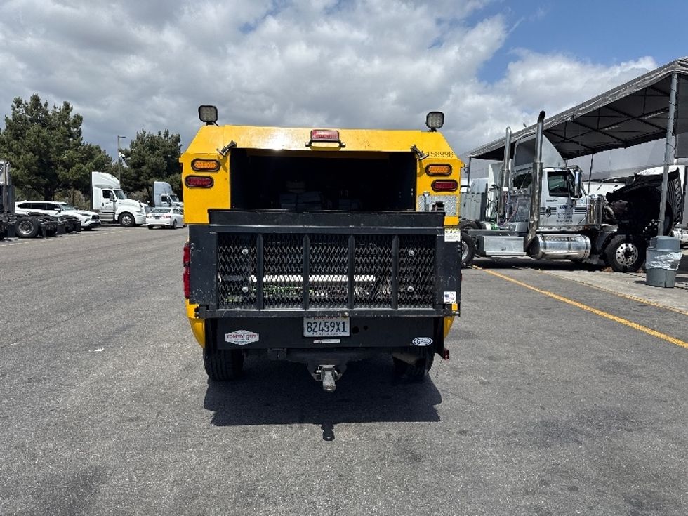 Pickup Truck-Light and Medium Duty Trucks-Chevrolet-2016-SILVERAD-City Of Industry-CA-86,232\n\t\tmiles-$ 43,605 - Image 7