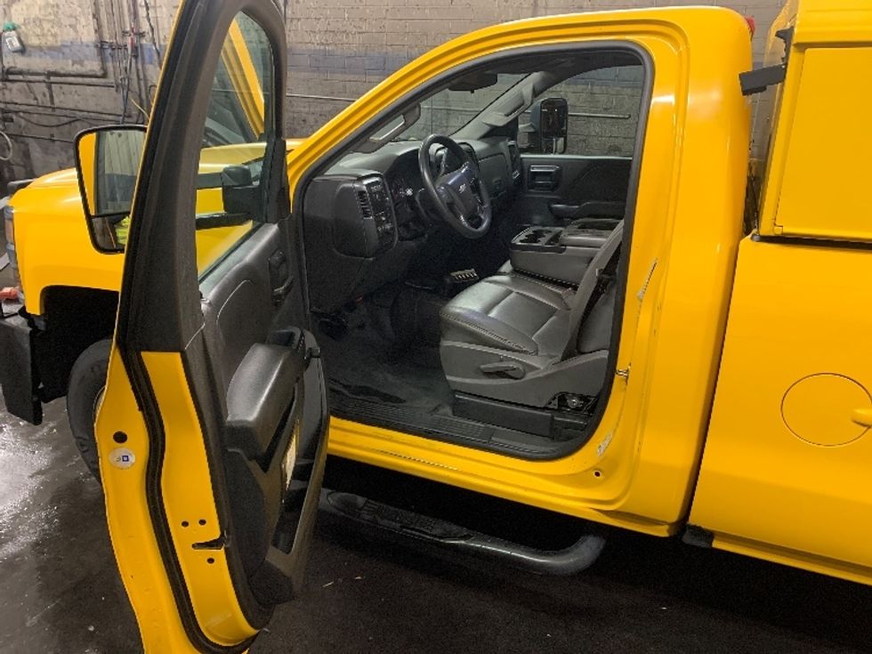 Pickup Truck-Light and Medium Duty Trucks-Chevrolet-2016-SILVERAD-City Of Industry-CA-86,334\n\t\tmiles-$ 41,000 - Image 16