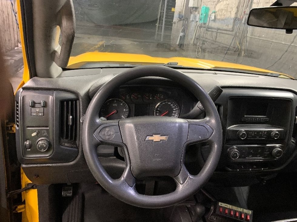 Pickup Truck-Light and Medium Duty Trucks-Chevrolet-2016-SILVERAD-City Of Industry-CA-86,334\n\t\tmiles-$ 41,000 - Image 18