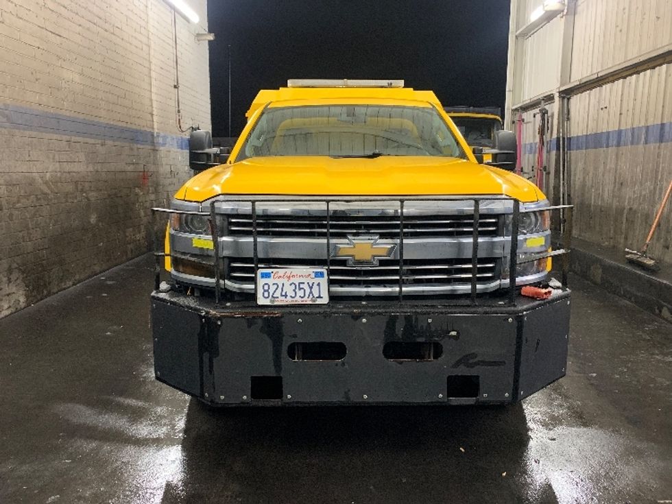 Pickup Truck-Light and Medium Duty Trucks-Chevrolet-2016-SILVERAD-City Of Industry-CA-86,334\n\t\tmiles-$ 41,000 - Image 2