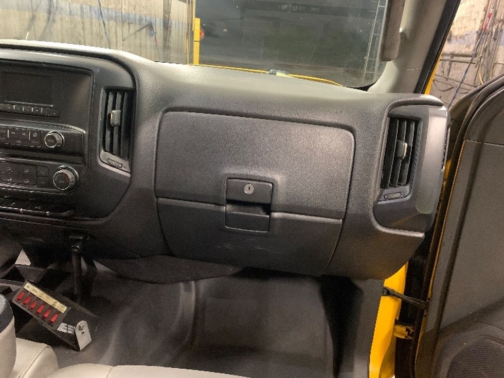 Pickup Truck-Light and Medium Duty Trucks-Chevrolet-2016-SILVERAD-City Of Industry-CA-86,334\n\t\tmiles-$ 41,000 - Image 21