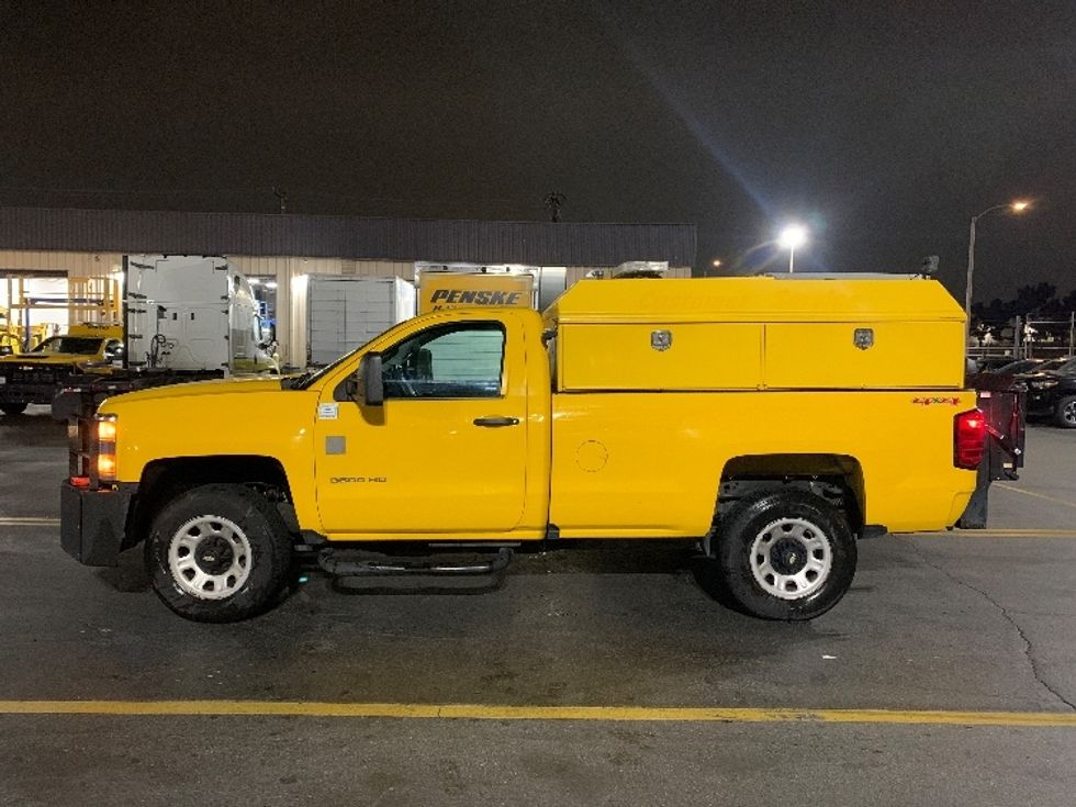 Pickup Truck-Light and Medium Duty Trucks-Chevrolet-2016-SILVERAD-City Of Industry-CA-86,334\n\t\tmiles-$ 41,000 - Image 4